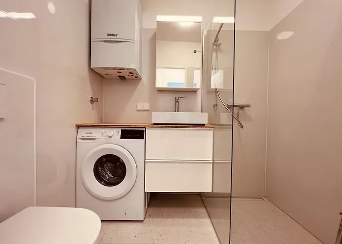Business Design-apartment Апартаменти *