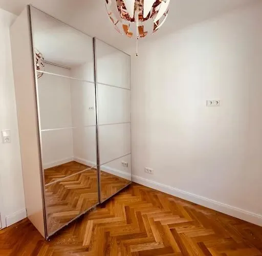 Апартаменти Business Design-apartment *